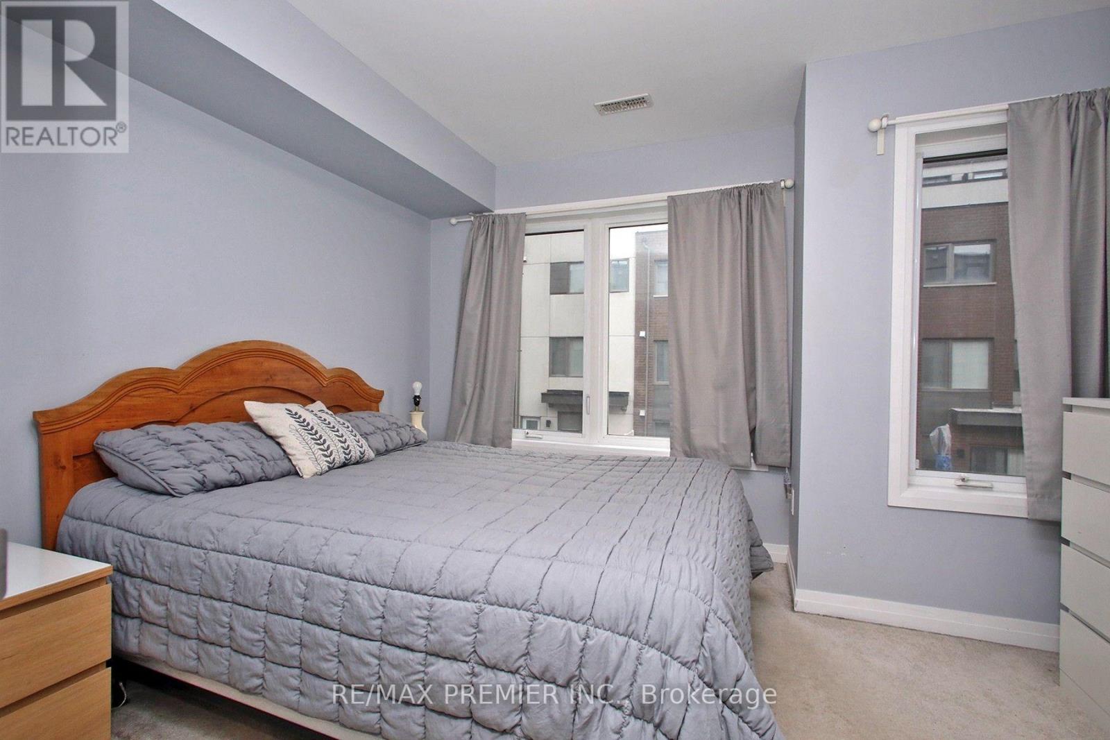 152 Frederick Tisdale Drive, Toronto, Ontario  M3K 0A8 - Photo 24 - W13801676