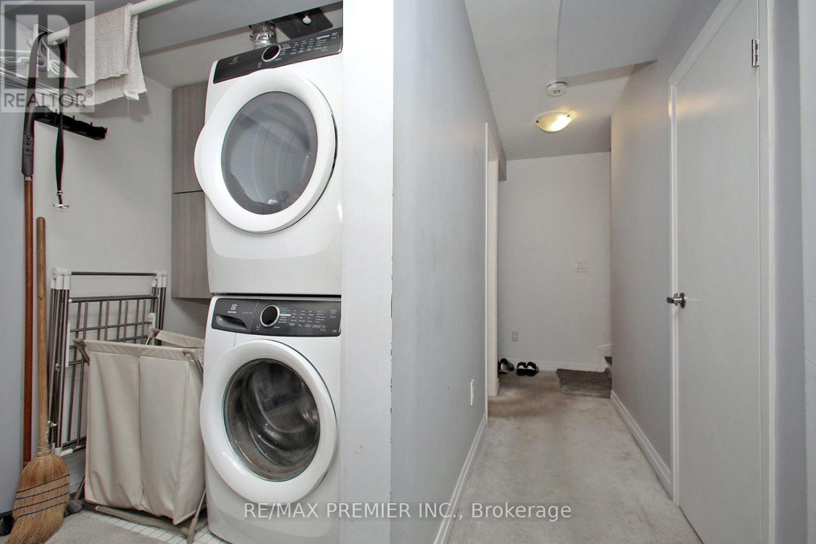 152 Frederick Tisdale Drive, Toronto, Ontario  M3K 0A8 - Photo 30 - W13801676