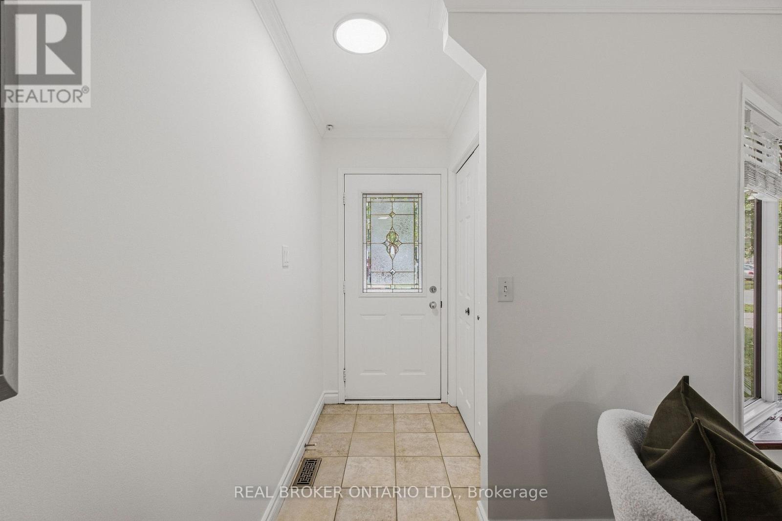 1249 Thorpe Road, Burlington, Ontario  L7S 2C9 - Photo 4 - W13801686
