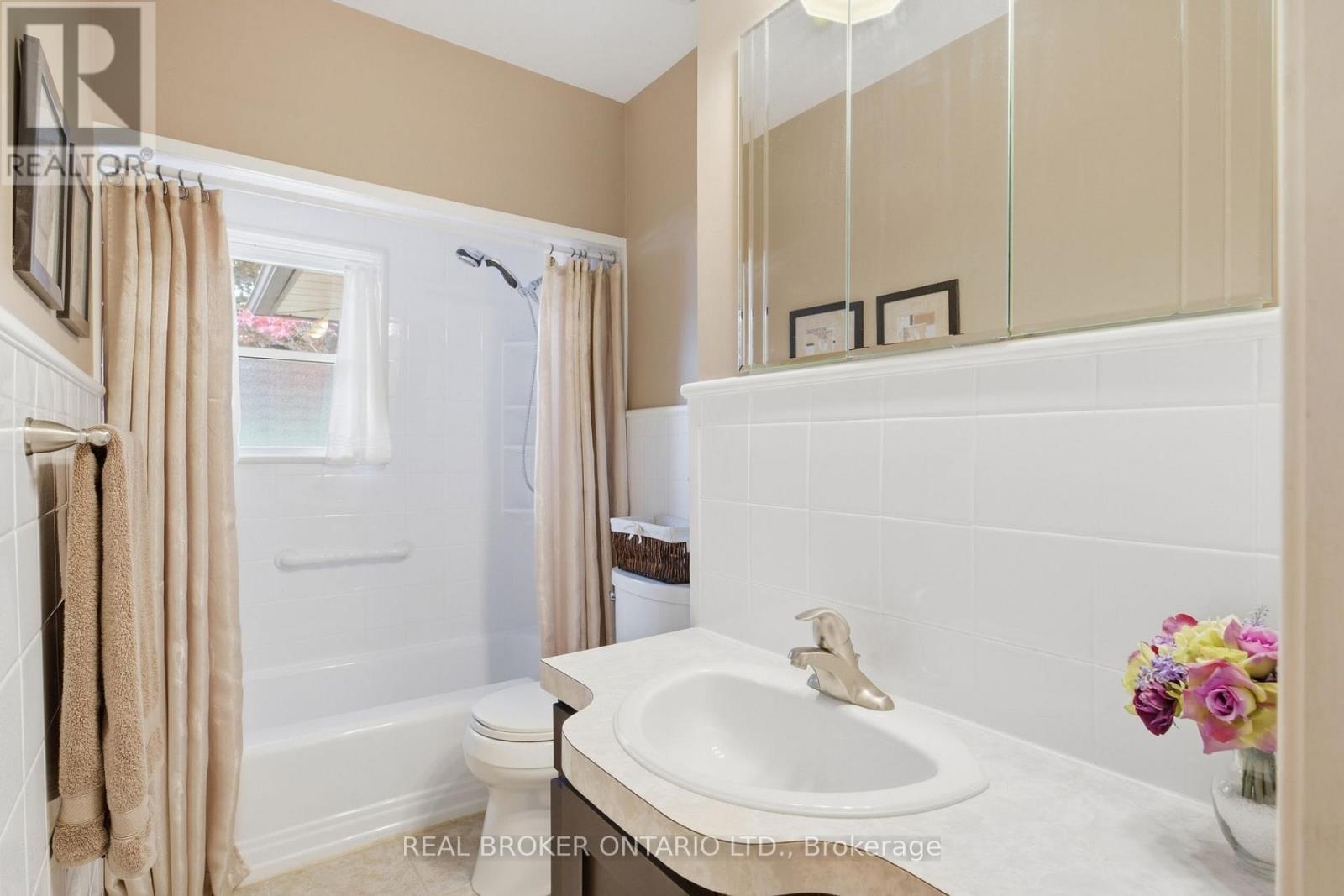 235 Blucher Street, Kitchener, Ontario  N2H 5V6 - Photo 28 - X13801588