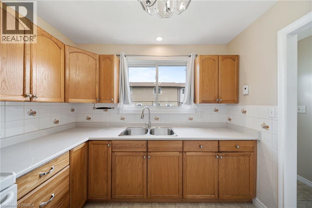 379 Darling Street Unit# 19, Brantford, Ontario  N3S 7G4 - Photo 10 - 40864501