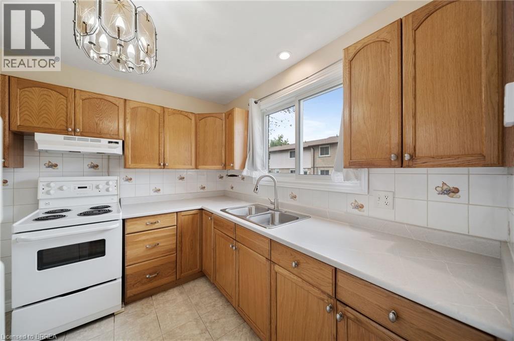 379 Darling Street Unit# 19, Brantford, Ontario  N3S 7G4 - Photo 8 - 40864501