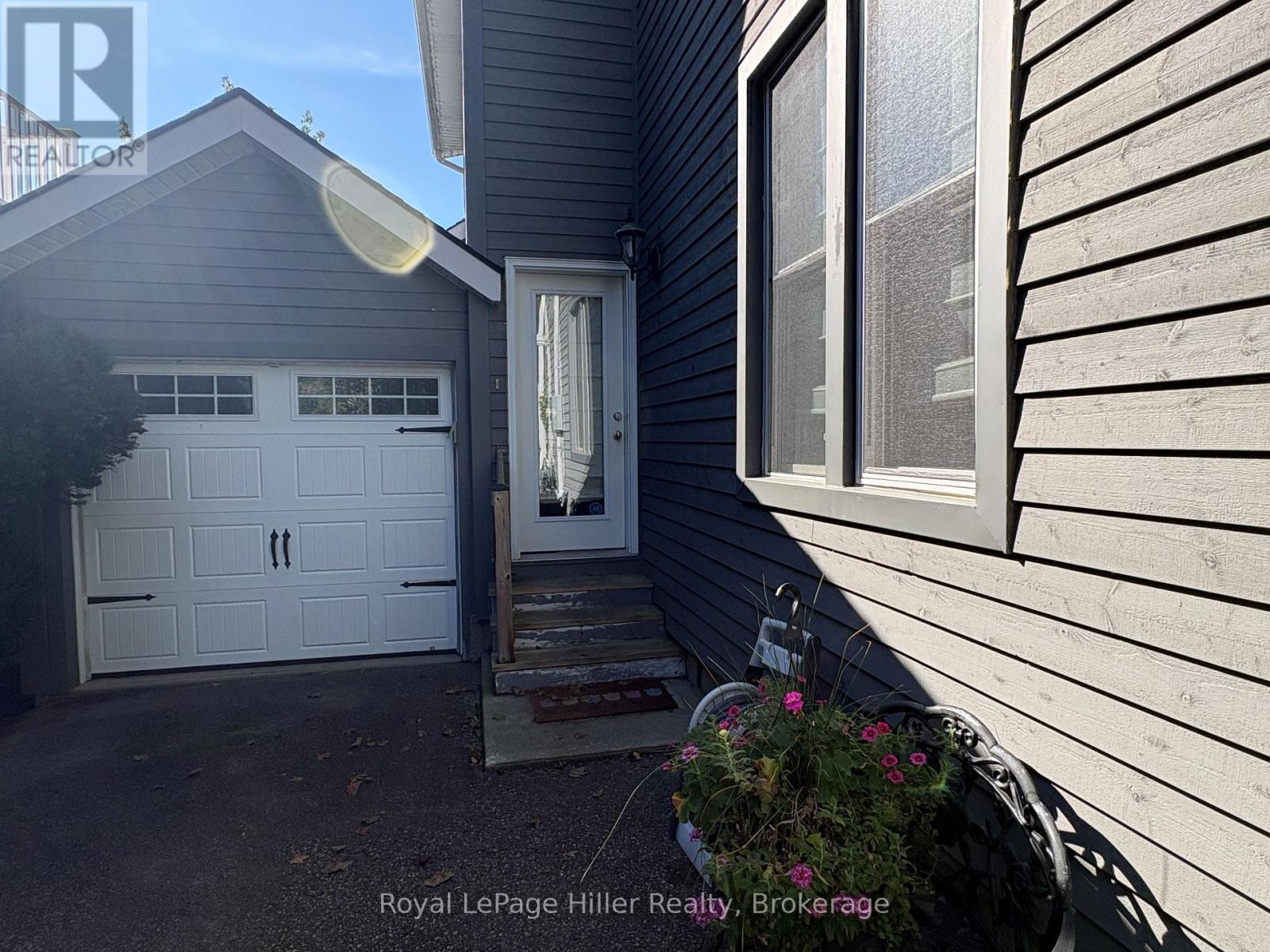 141 William Street, Stratford, Ontario  N5A 4X9 - Photo 10 - X13776116