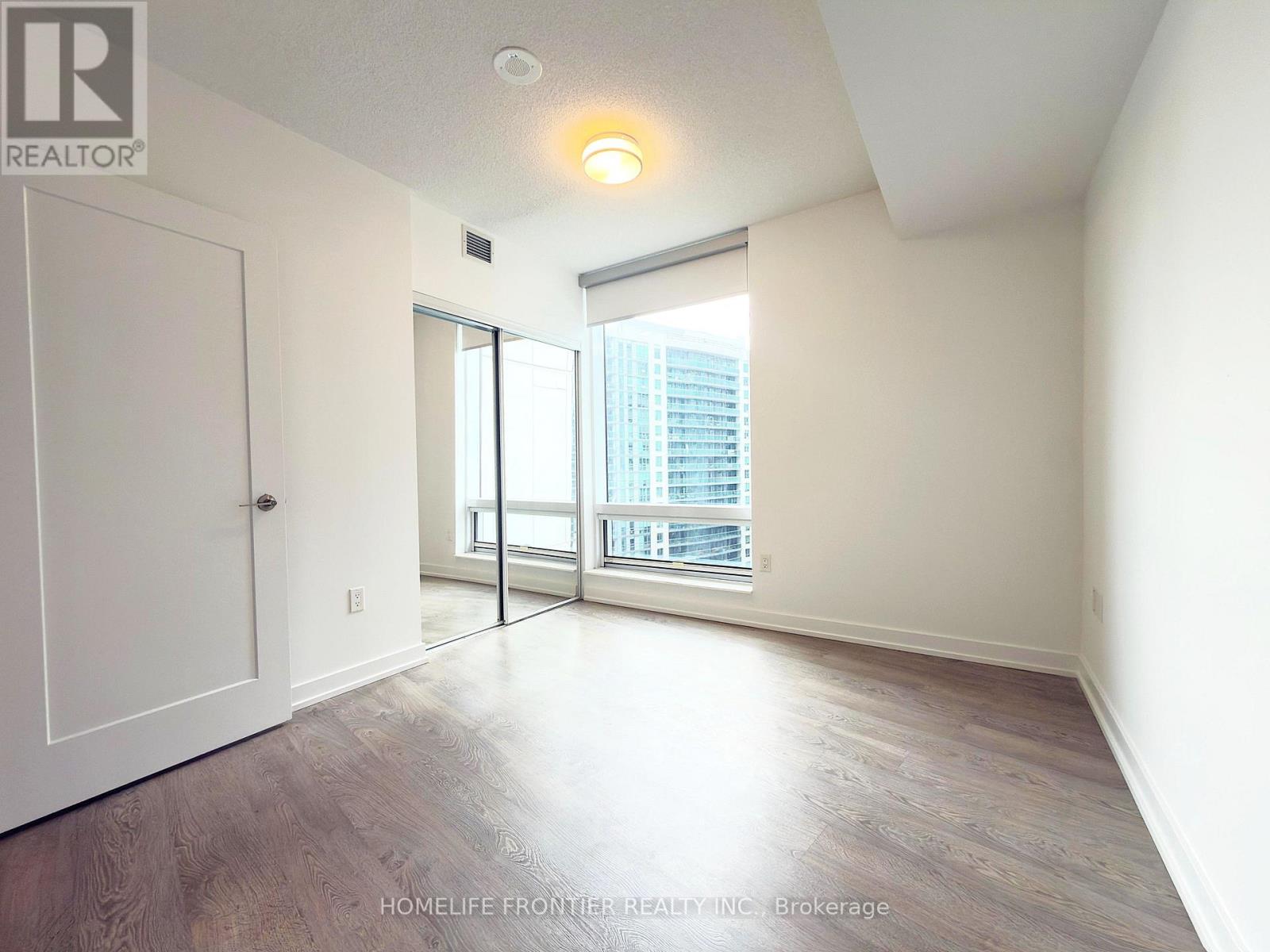 2711 - 10 York Street, Toronto, Ontario  M5J 0E1 - Photo 19 - C13800876