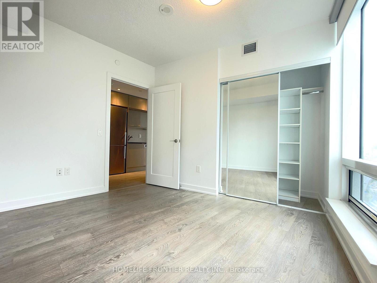 2711 - 10 York Street, Toronto, Ontario  M5J 0E1 - Photo 20 - C13800876