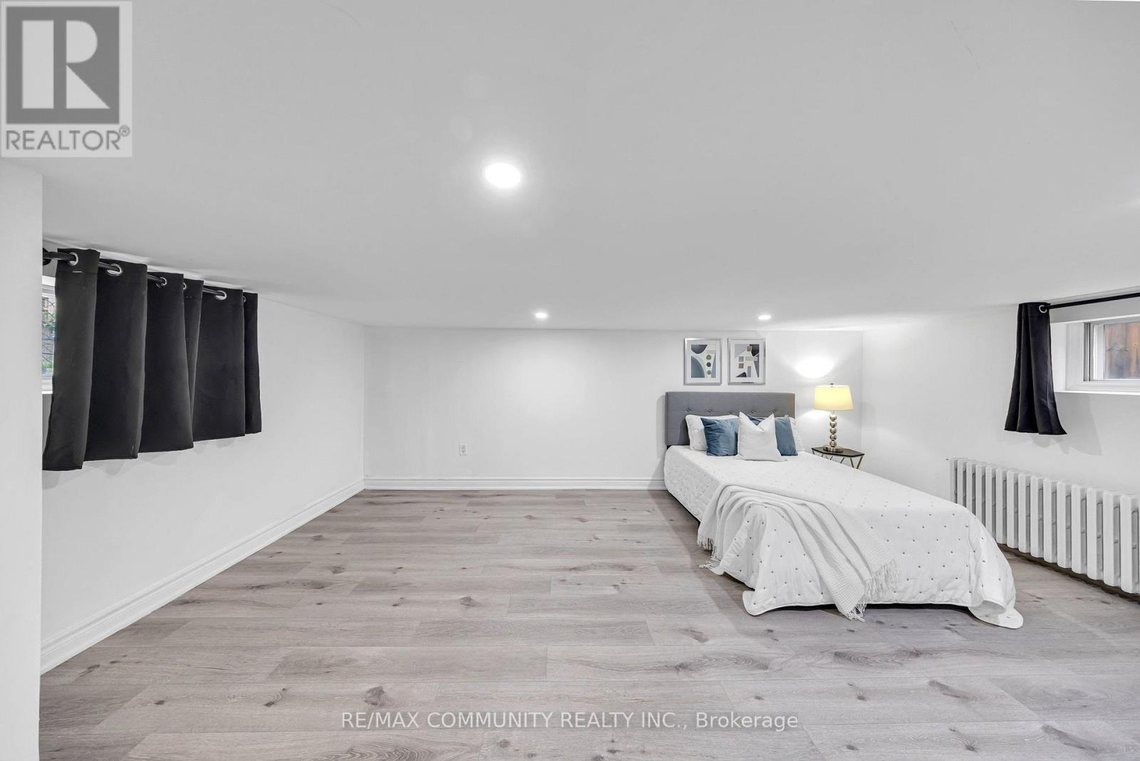 50 Joanith Drive, Toronto, Ontario  M4B 1S7 - Photo 22 - E13801636