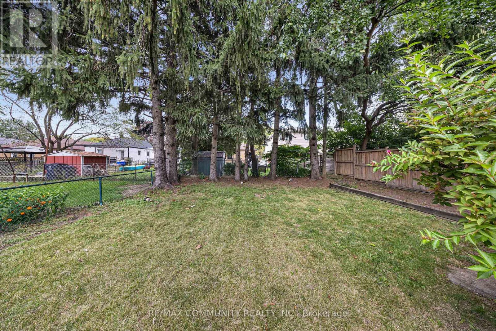 50 Joanith Drive, Toronto, Ontario  M4B 1S7 - Photo 31 - E13801636