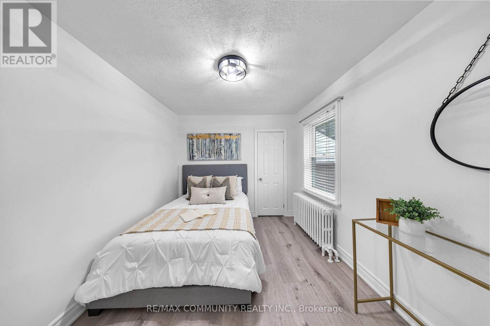 50 Joanith Drive, Toronto, Ontario  M4B 1S7 - Photo 16 - E13801636