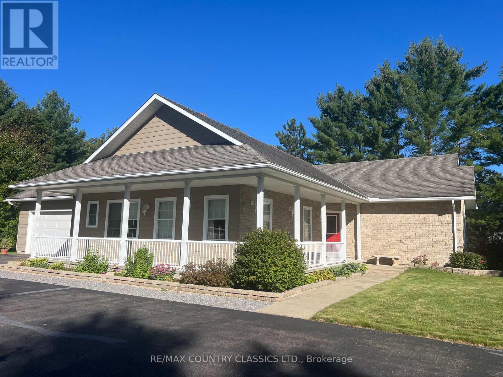 18 WILSON LANE, Hastings Highlands, Ontario