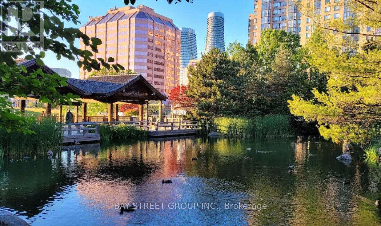 4403 - 448 Burnhamthorpe Road W, Mississauga, Ontario  L5B 0R4 - Photo 26 - W13798344