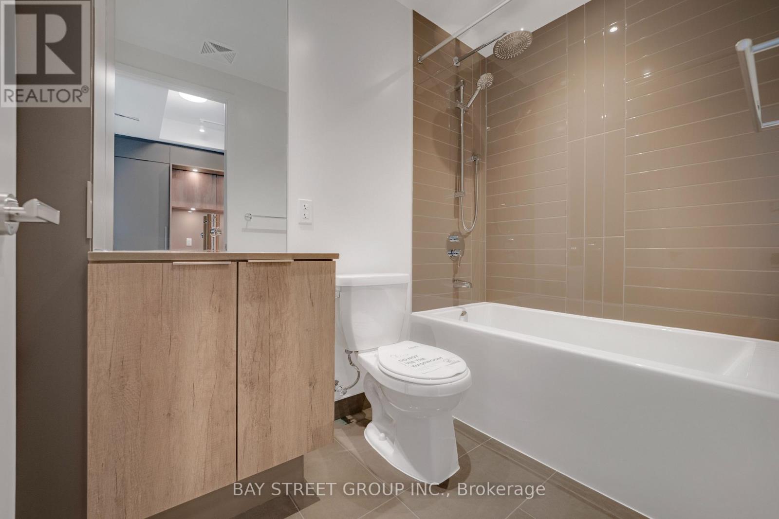 4403 - 448 Burnhamthorpe Road W, Mississauga, Ontario  L5B 0R4 - Photo 16 - W13798344