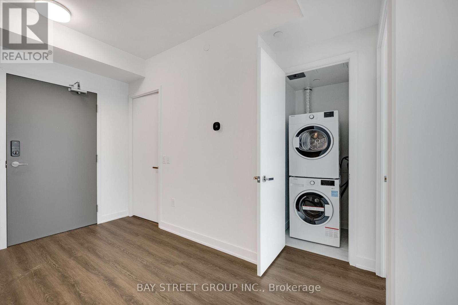4403 - 448 Burnhamthorpe Road W, Mississauga, Ontario  L5B 0R4 - Photo 17 - W13798344