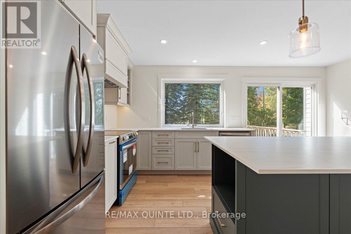 1501 County Road 12 Road, Prince Edward County, Ontario  K0K 2T0 - Photo 11 - X13801734
