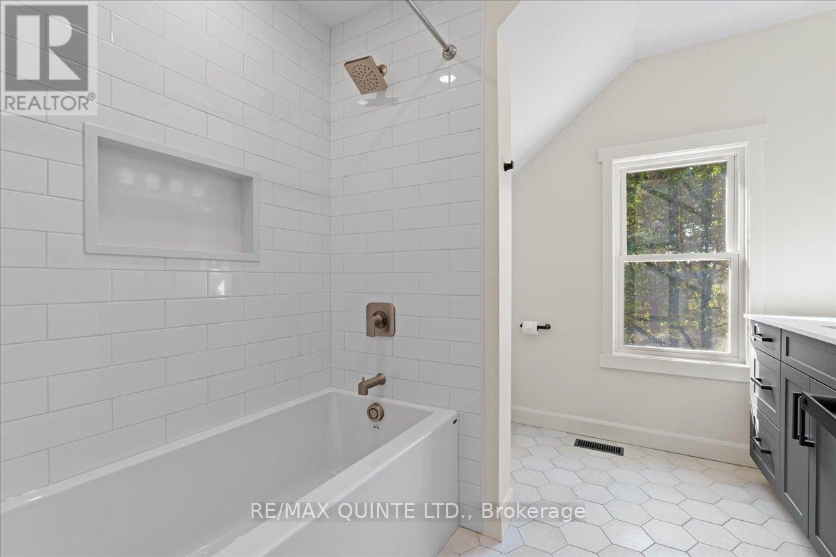 1501 County Road 12 Road, Prince Edward County, Ontario  K0K 2T0 - Photo 34 - X13801734