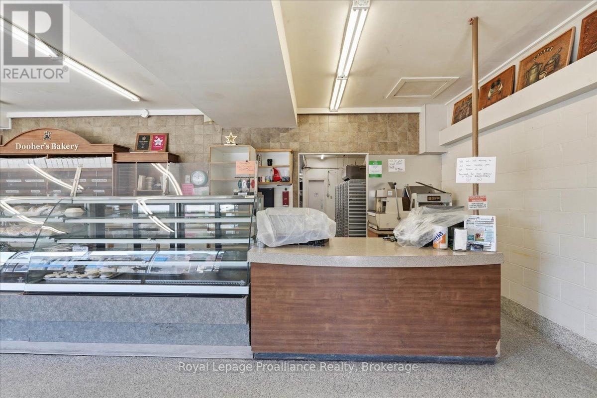 61 Bridge Street E, Trent Hills, Ontario  K0L 1L0 - Photo 10 - X13801826