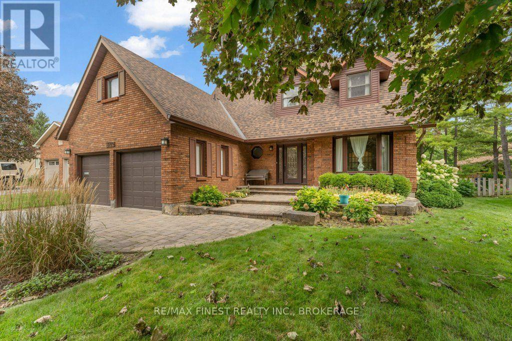 562 SYCAMORE STREET, Kingston, Ontario