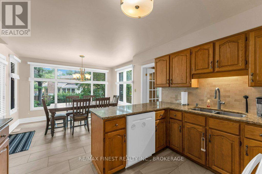 562 Sycamore Street, Kingston, Ontario  K7M 7L8 - Photo 11 - X13801834
