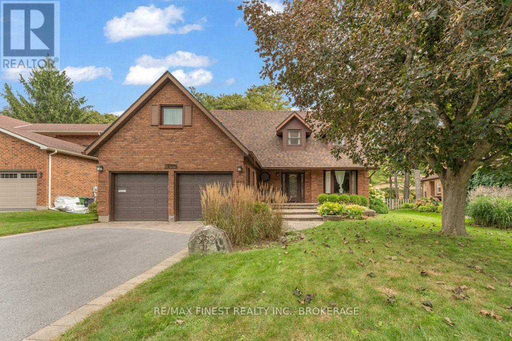 562 Sycamore Street, Kingston, Ontario  K7M 7L8 - Photo 2 - X13801834
