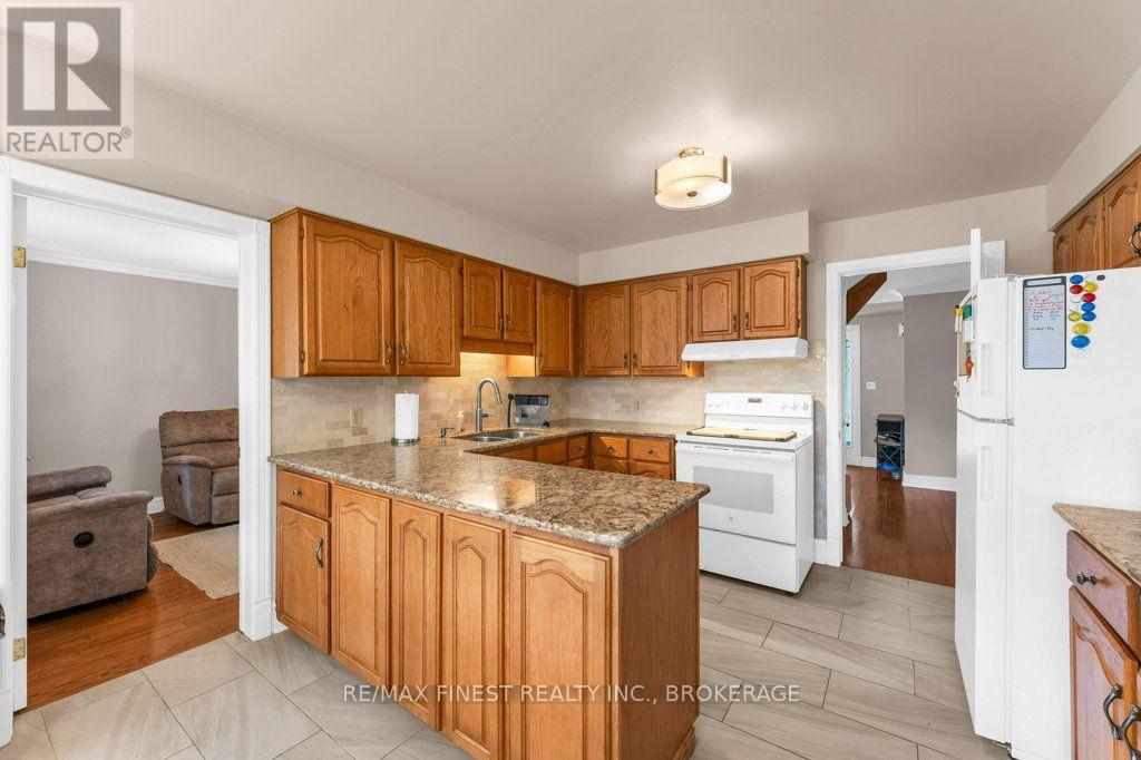 562 Sycamore Street, Kingston, Ontario  K7M 7L8 - Photo 8 - X13801834