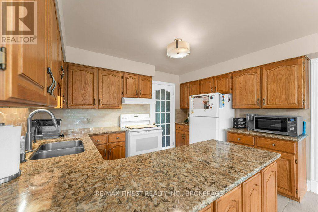 562 Sycamore Street, Kingston, Ontario  K7M 7L8 - Photo 9 - X13801834