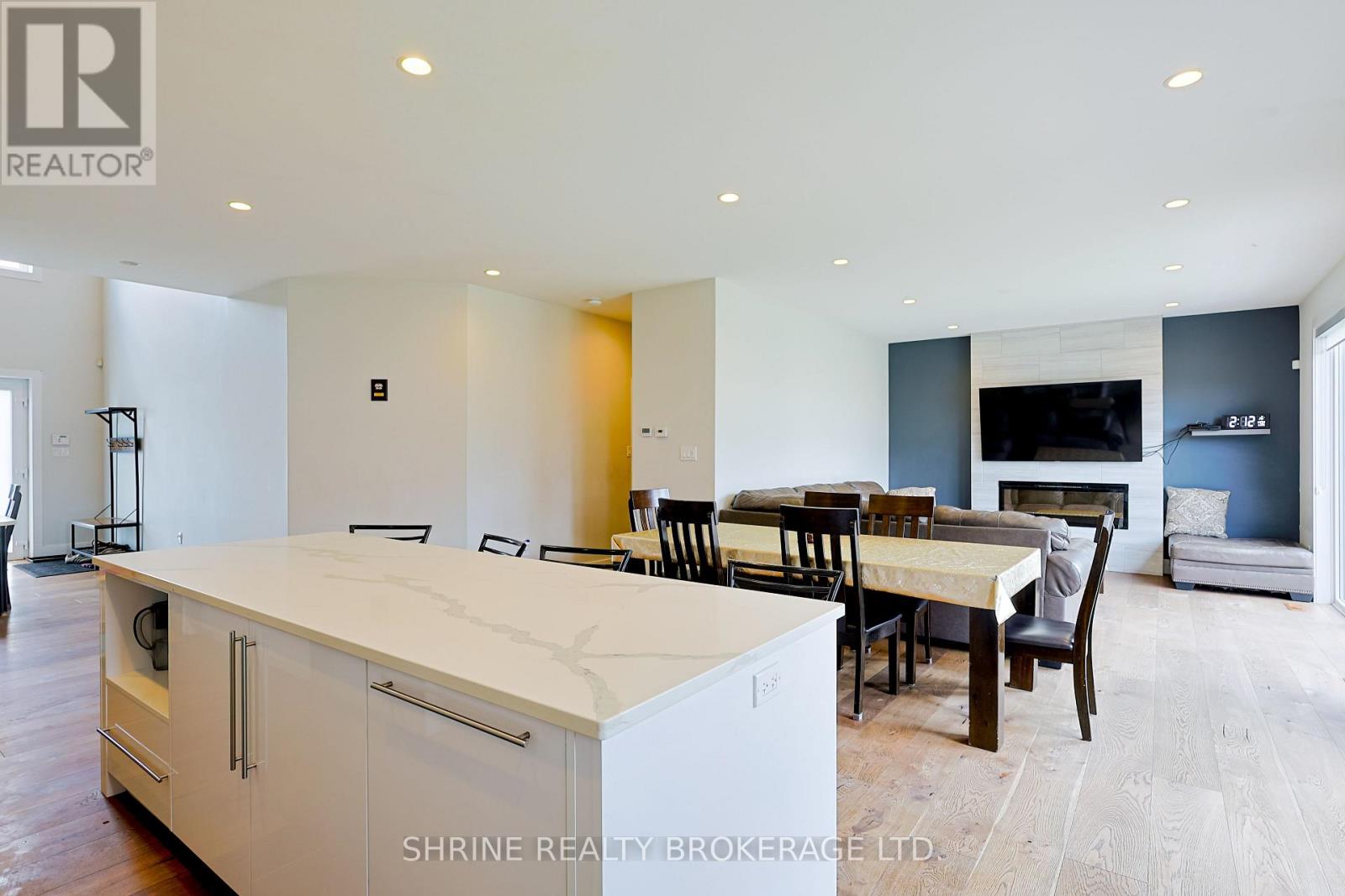 2170 Debra Drive, London South, Ontario  N6P 0E5 - Photo 11 - X13801968