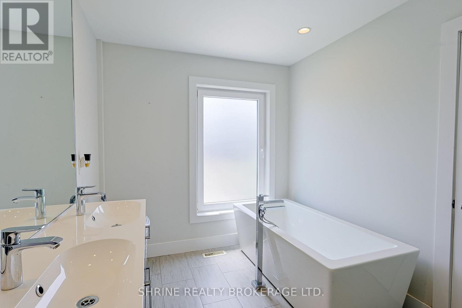 2170 Debra Drive, London South, Ontario  N6P 0E5 - Photo 28 - X13801968