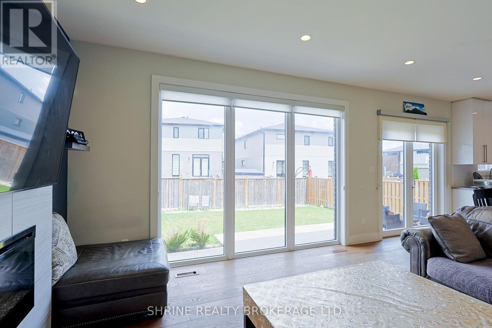 2170 Debra Drive, London South, Ontario  N6P 0E5 - Photo 6 - X13801968