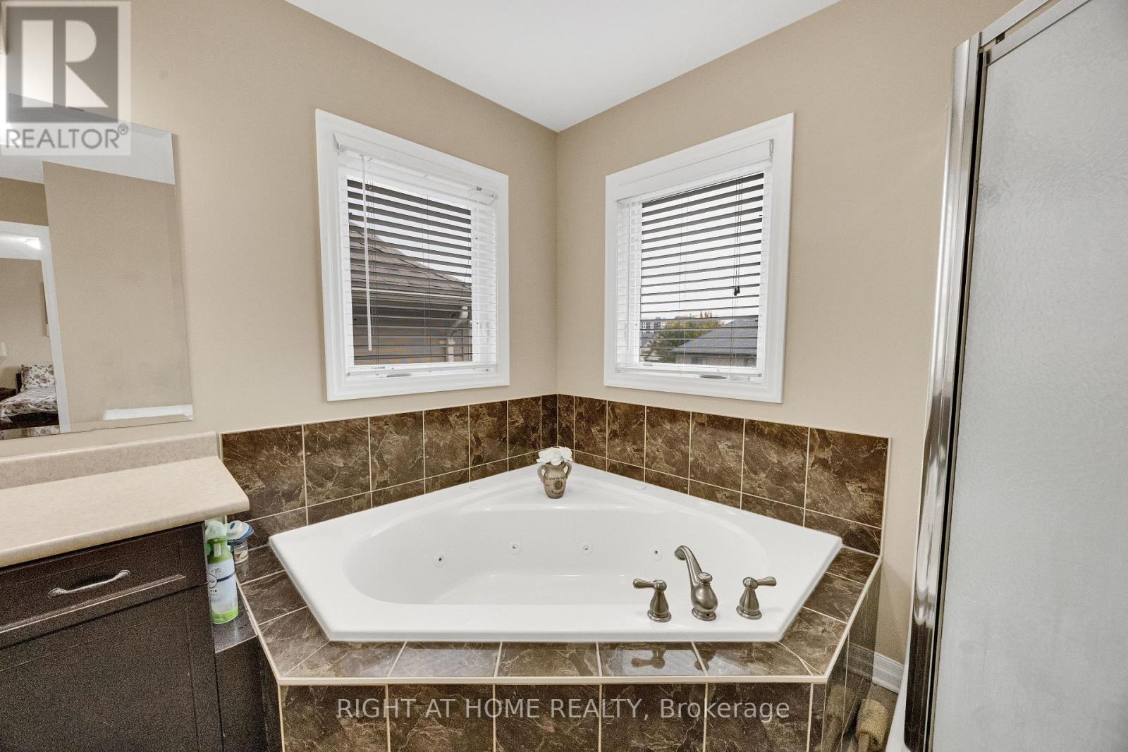 3184 Pomeroy Lane, London South, Ontario  N6P 1V7 - Photo 21 - X13802012