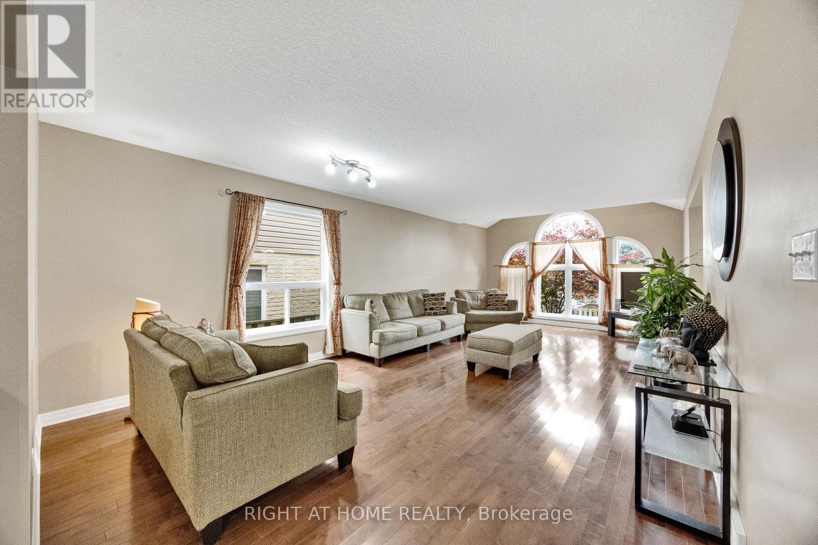 3184 Pomeroy Lane, London South, Ontario  N6P 1V7 - Photo 3 - X13802012