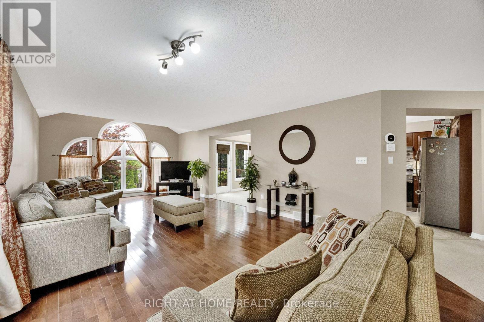 3184 Pomeroy Lane, London South, Ontario  N6P 1V7 - Photo 5 - X13802012