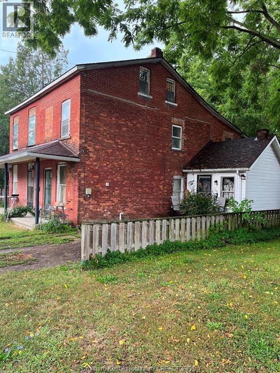 181-183 Wellington  St. E Street, Chatham, Ontario  N7M 3P2 - Photo 2 - 26022321
