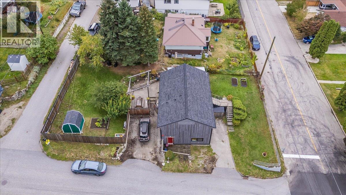 622 Eighth Street, Nelson, British Columbia  V1L 3A7 - Photo 37 - 10400934