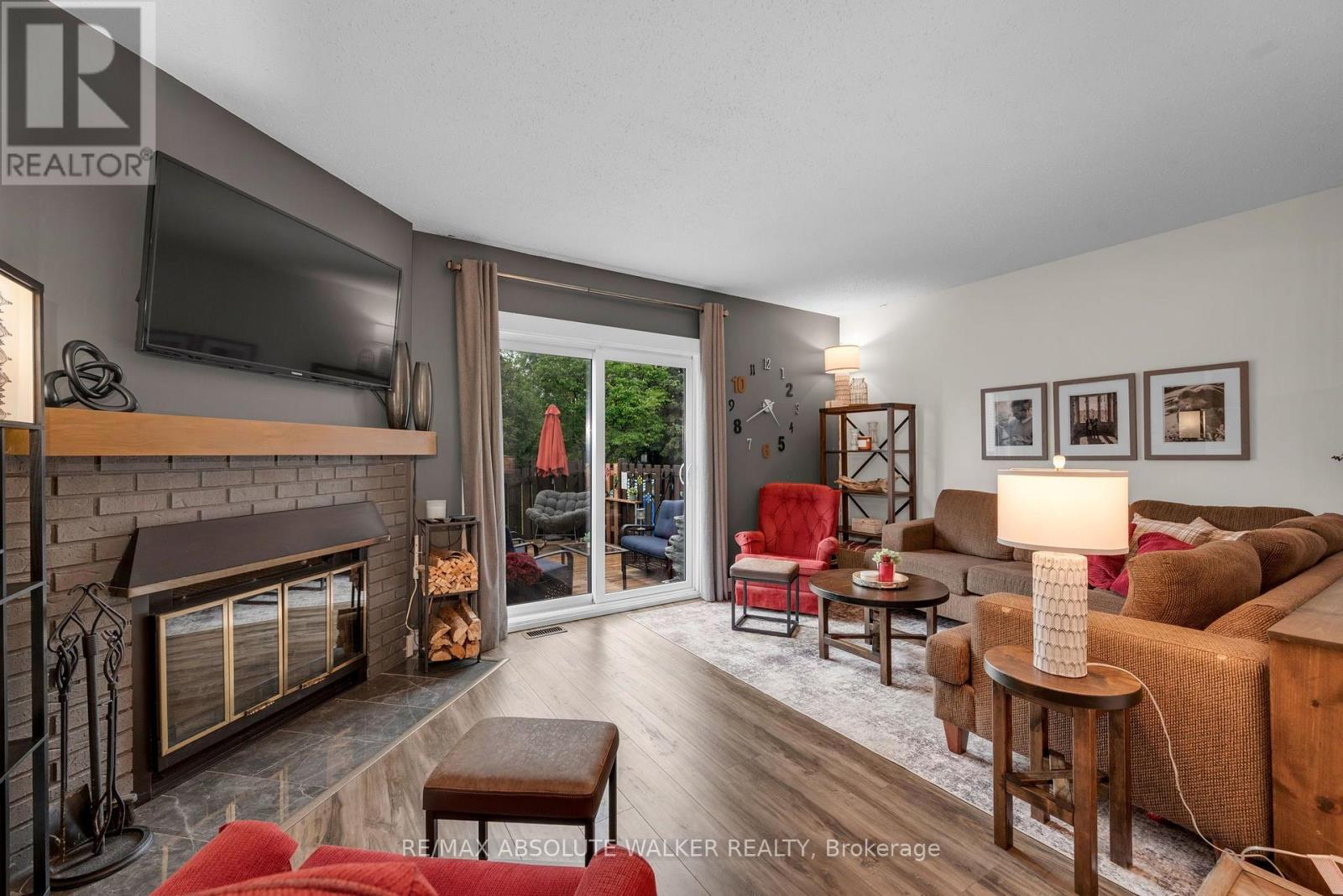 6445 Natalie Way, Ottawa, Ontario  K1C 4Y2 - Photo 5 - X13801958