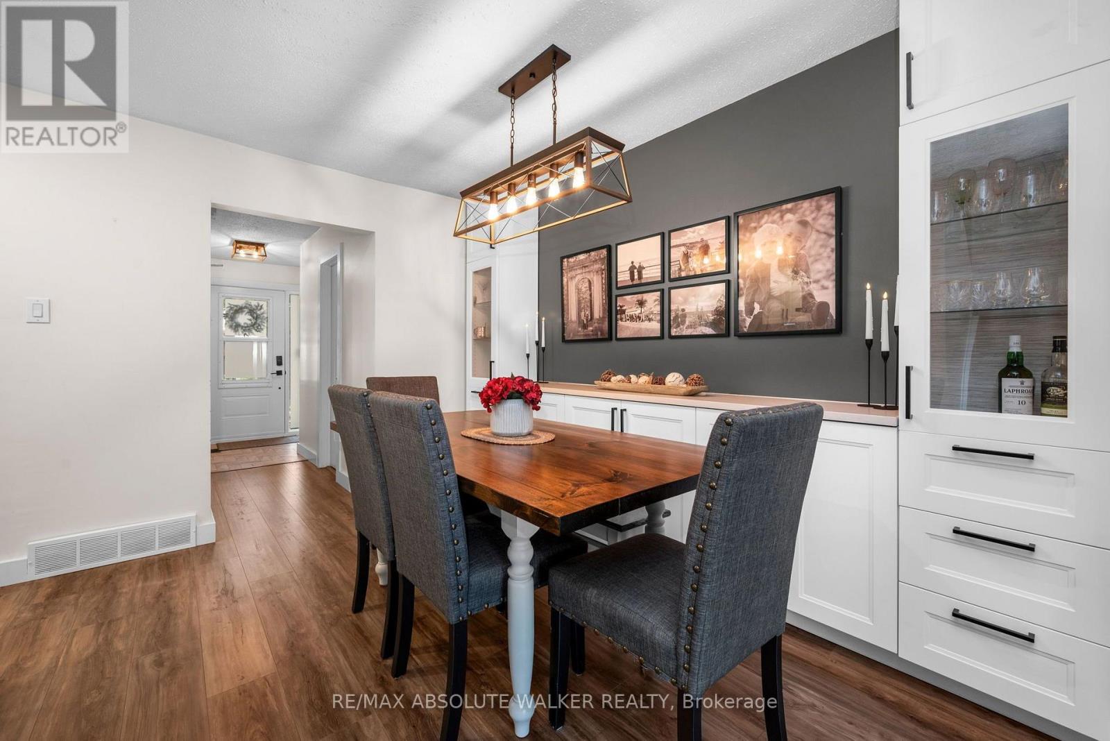 6445 Natalie Way, Ottawa, Ontario  K1C 4Y2 - Photo 8 - X13801958