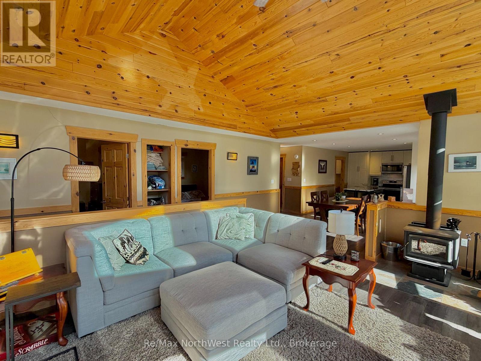21 Crystal Street S, Kenora, Ontario  P0X 1C0 - Photo 4 - X13801832