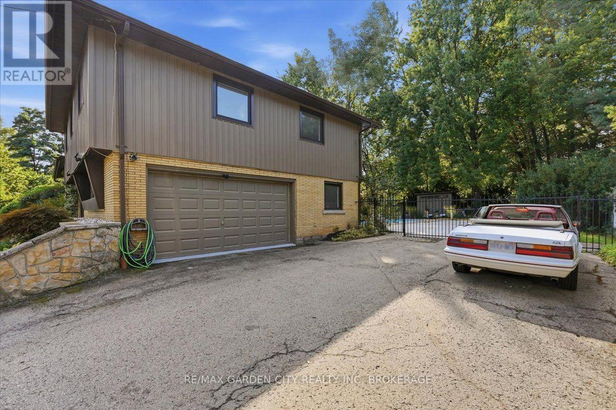 16 Pinecrest Court, Pelham, Ontario  L0S 1E0 - Photo 4 - X13801914