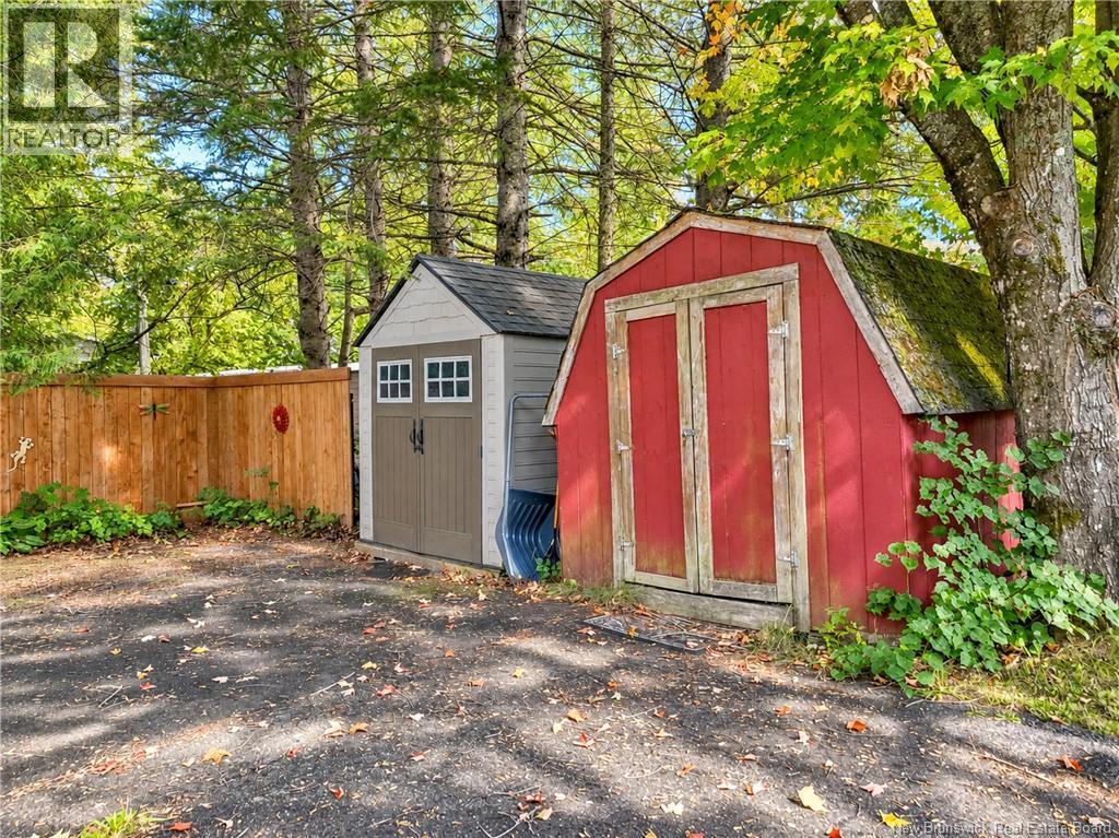 169 Burpee Street, Fredericton, New Brunswick E3A 1M6 - Photo 33 - NB147738