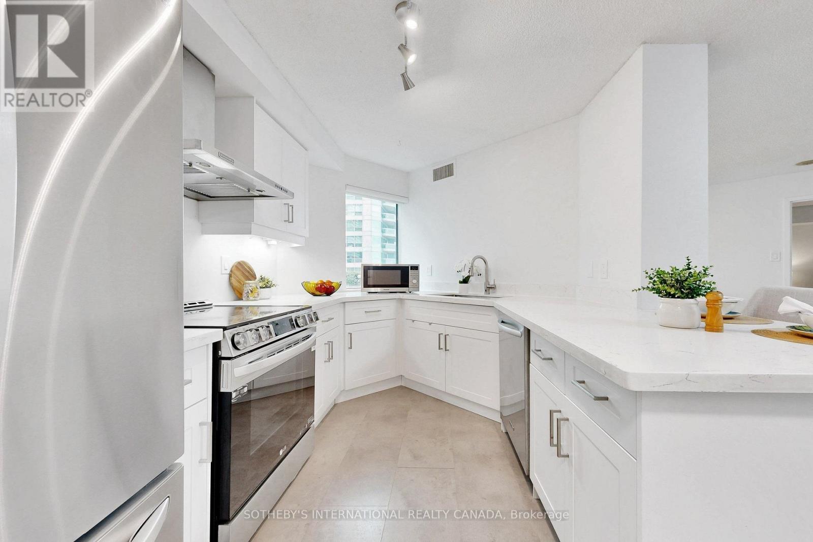 414 - 10 Queens Quay W, Toronto, Ontario  M5J 2R9 - Photo 16 - C13801854