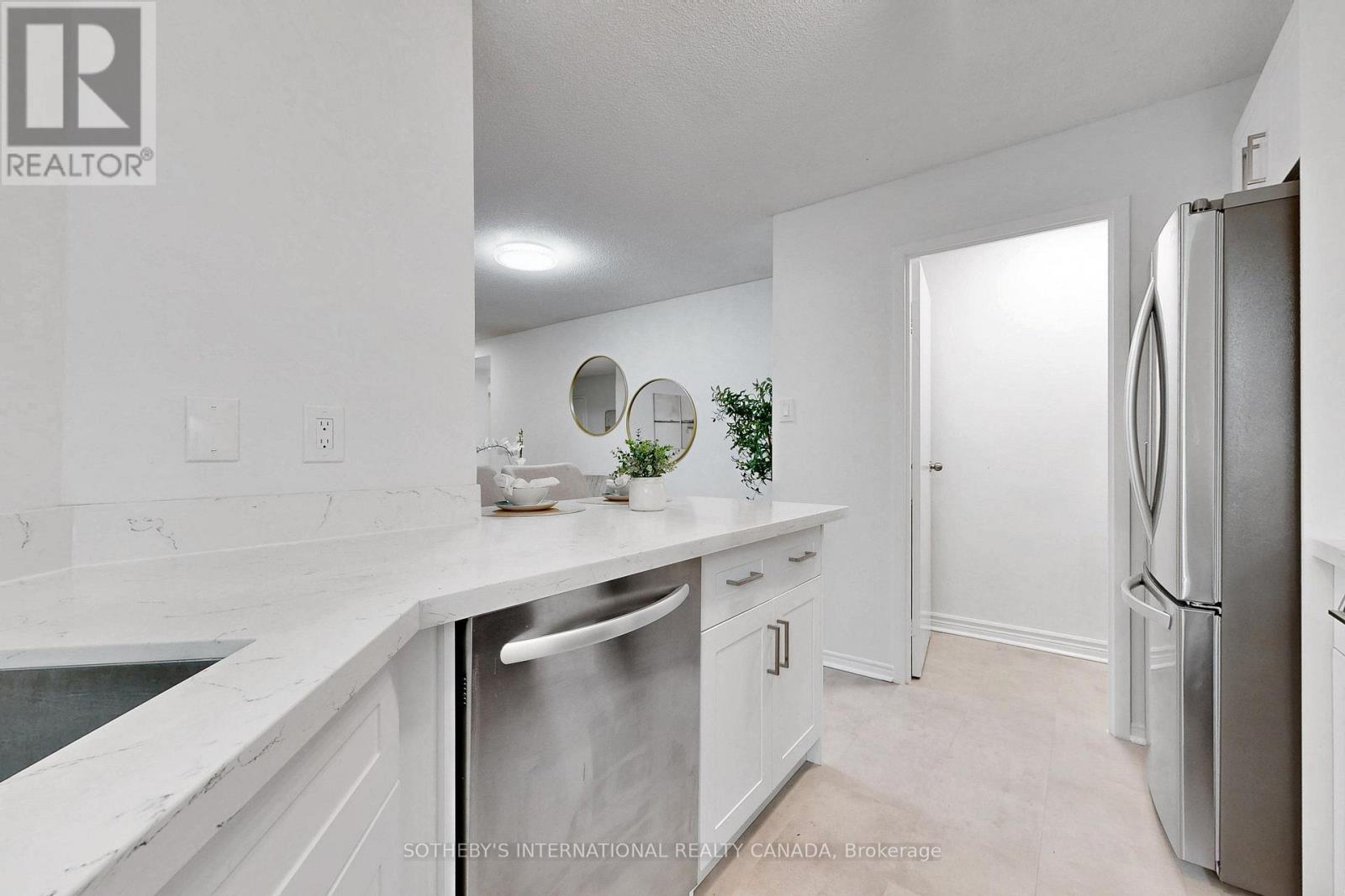 414 - 10 Queens Quay W, Toronto, Ontario  M5J 2R9 - Photo 17 - C13801854