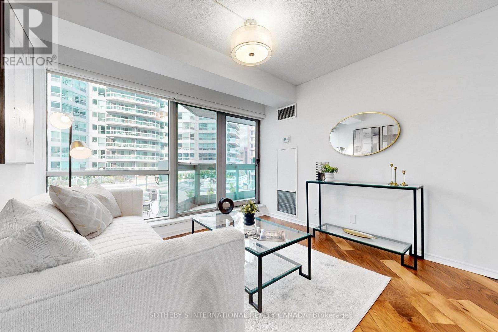 414 - 10 Queens Quay W, Toronto, Ontario  M5J 2R9 - Photo 23 - C13801854