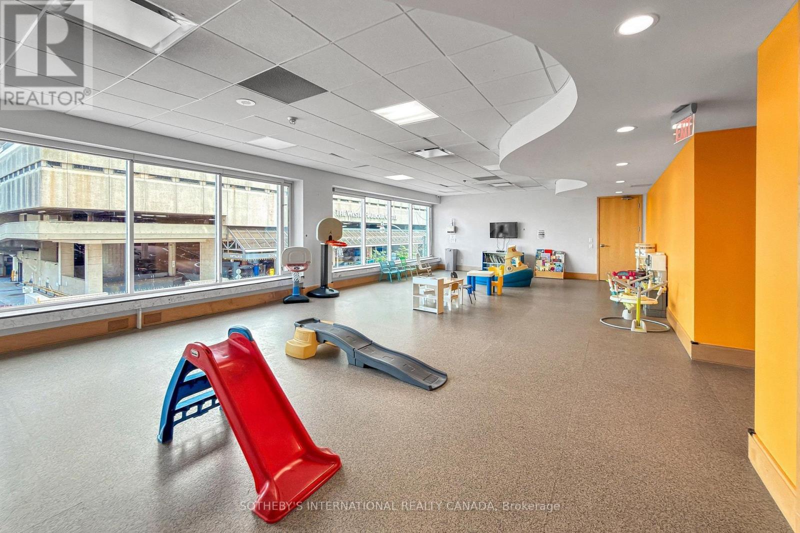 414 - 10 Queens Quay W, Toronto, Ontario  M5J 2R9 - Photo 36 - C13801854