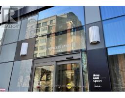 1925A - 70 PRINCESS STREET, Toronto, Ontario