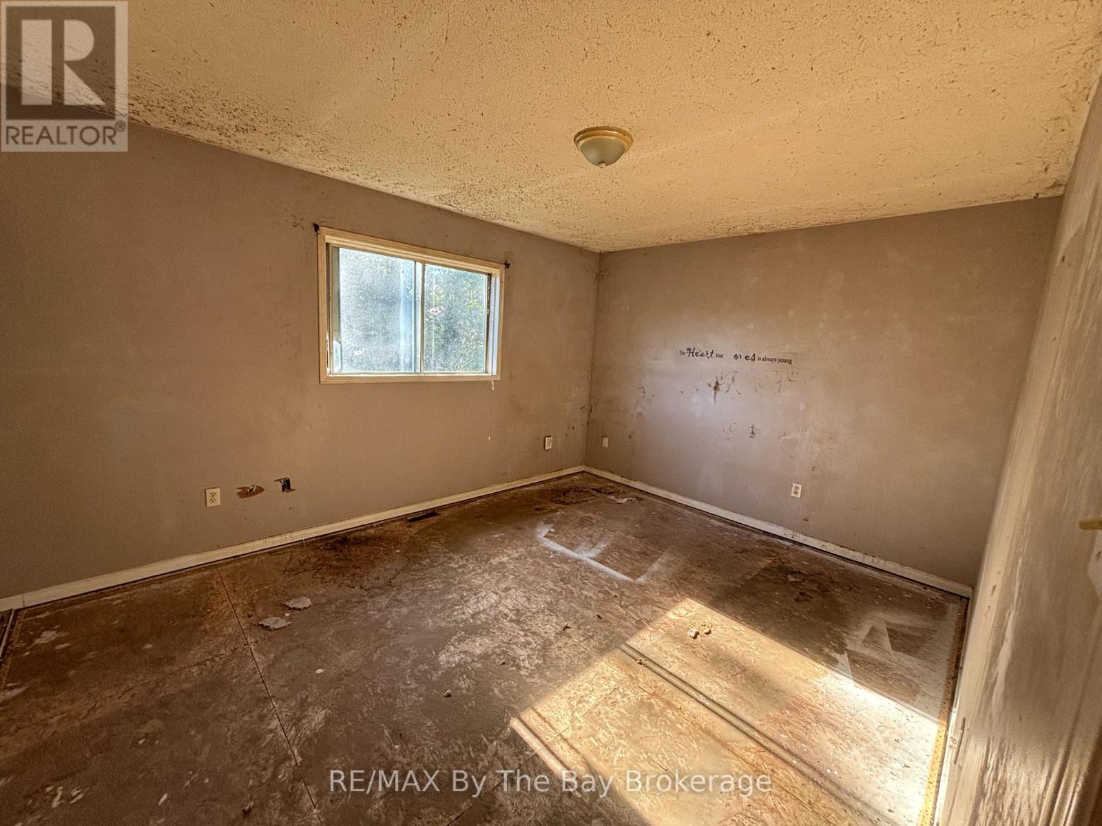 184 Dyer Drive, Wasaga Beach, Ontario  L9Z 1L9 - Photo 6 - S13801944