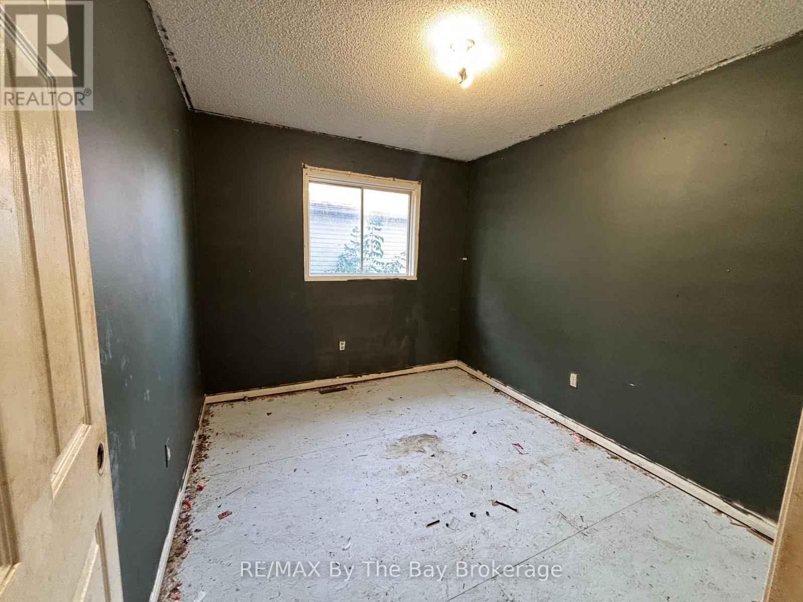 184 Dyer Drive, Wasaga Beach, Ontario  L9Z 1L9 - Photo 7 - S13801944