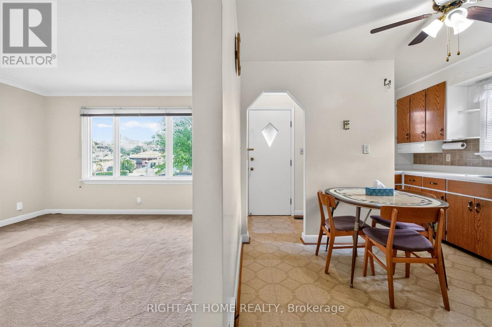 544 Brimley Road, Toronto, Ontario  M1J 1A8 - Photo 10 - E13801904