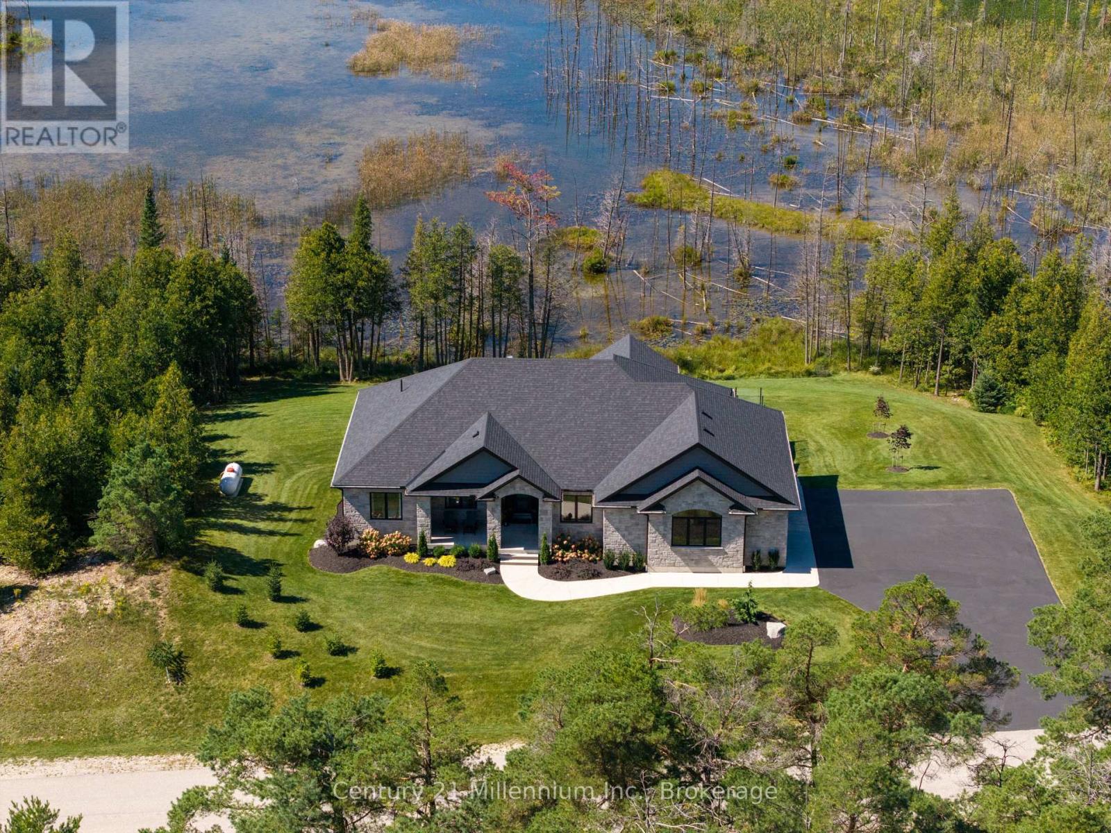 150 Louise Creek Crescent, West Grey, Ontario  N0G 1S0 - Photo 6 - X13801786