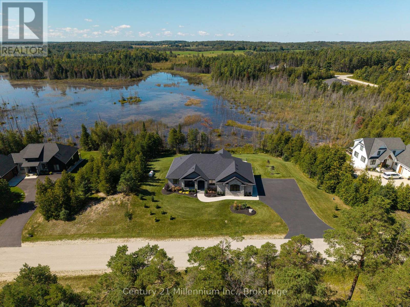 150 Louise Creek Crescent, West Grey, Ontario  N0G 1S0 - Photo 7 - X13801786