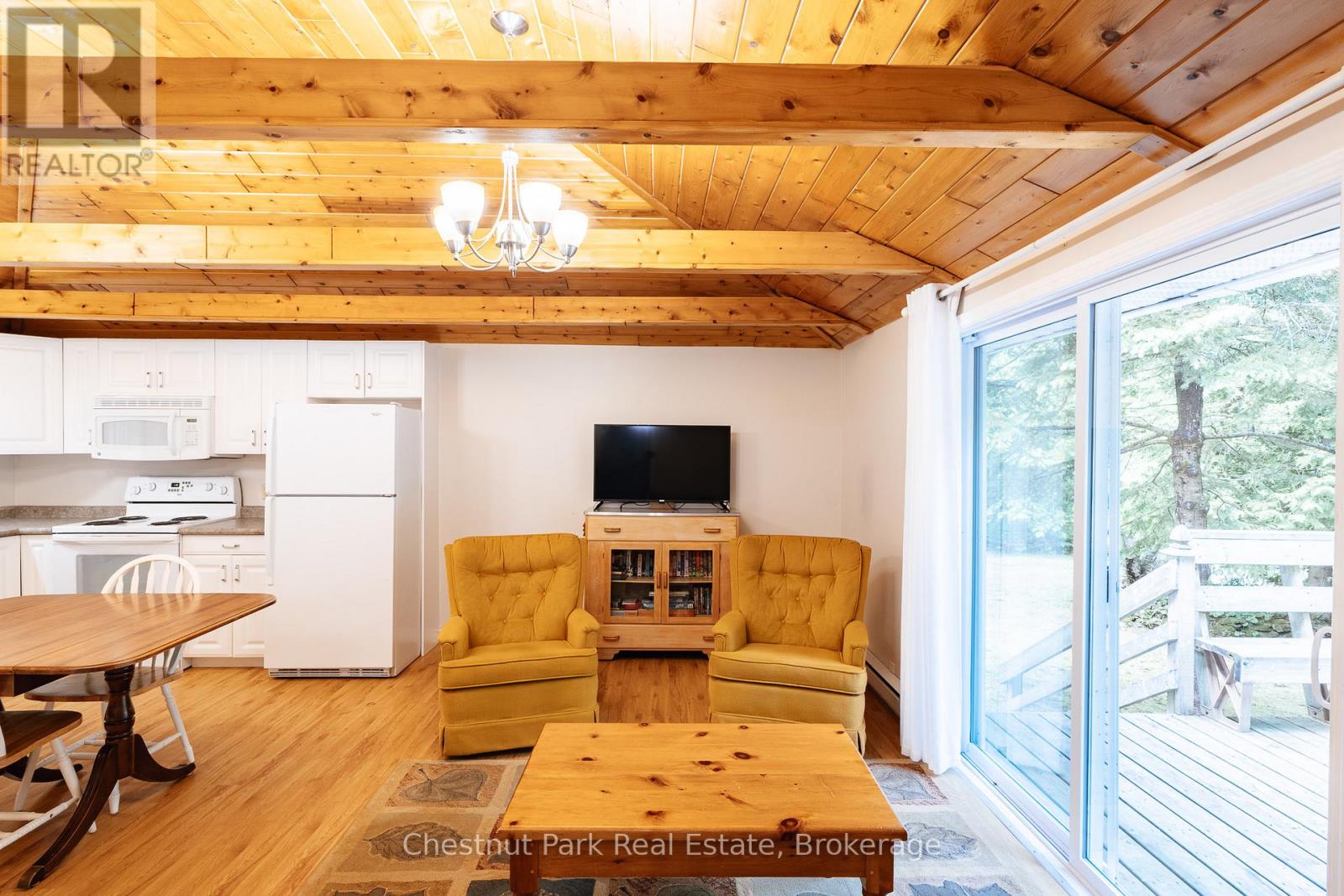 295 Tammys Cove Road, Northern Bruce Peninsula, Ontario  N0H 1W0 - Photo 12 - X13802018
