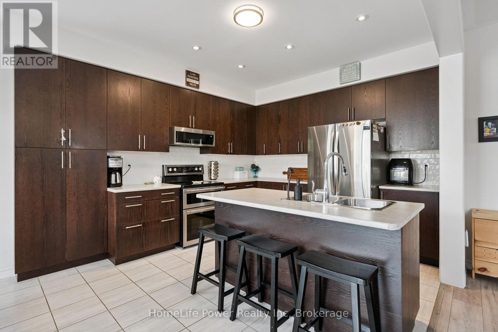 54 Elliot Avenue E, Centre Wellington, Ontario  N1M 0G9 - Photo 13 - X13802032
