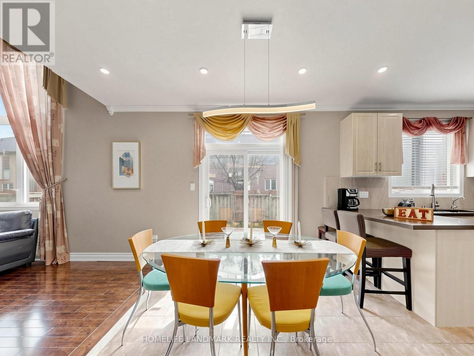 35 Sanderson Road, Markham, Ontario  L6C 2V4 - Photo 10 - N13801704